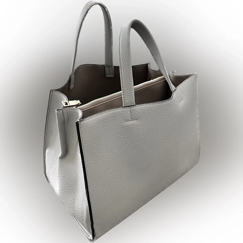 Designer Handbag - Gorgeous!